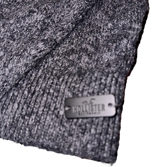Men’s- Hollister- Mandala Grey/Black Crew Sweater- Sz Lg- NWOT - Picture 3 of 3
